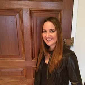 Meet your Posher, Andrea